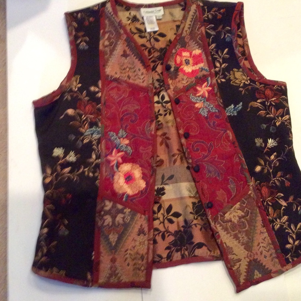 Women’s Jaquard. Vest